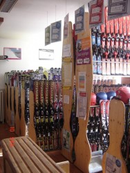 ski rental in flumet france